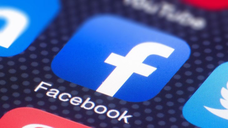 Hàng Nghìn Tài Khoảng Facebook Bay Màu Vì Hóng Hớt Link