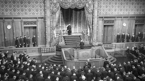 03/05/1947: Hiến pháp mới của Nhật có hiệu lực